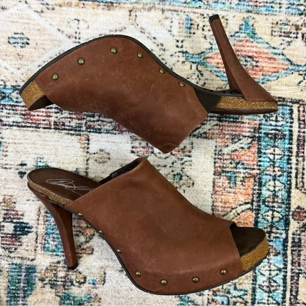 Donald J. Pliner Ginet Suede Peep Toe Cork Sole Heels 10